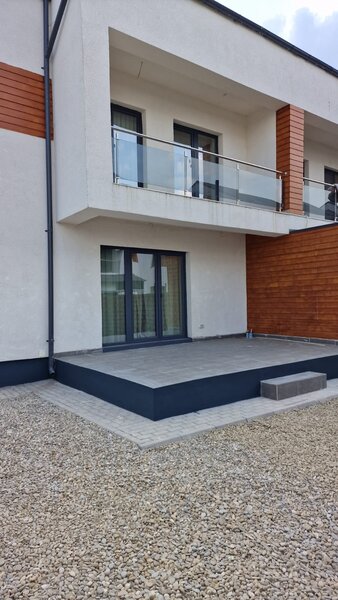 Tunari,  1 Decembrie, Complex Paris Residence