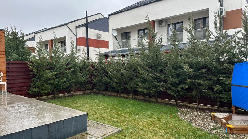 Tunari,  1 Decembrie, Complex Paris Residence